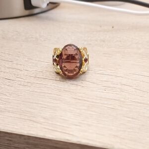 Elegant Goldtone and Purple Gemstone Ring